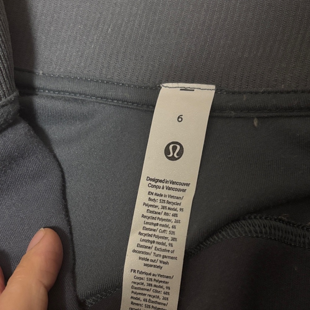 Lululemon Cropped Softstream Jacket - image 2